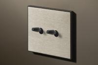 Lithoss LI0010122 Двухпозиционный переключатель Cockpit, цвет: Нержавеющая сталь / Черный, оттенок: Текстурированный (конус)