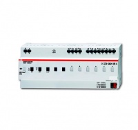 ABB 6197/15-101-500 Светорегулятор универсальный 4х600Вт