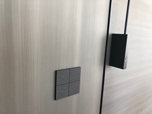 Tense KNX_INTAB4 Сенсорный выключатель KNX Intensity Alu Black 4F, цвет: Чёрный