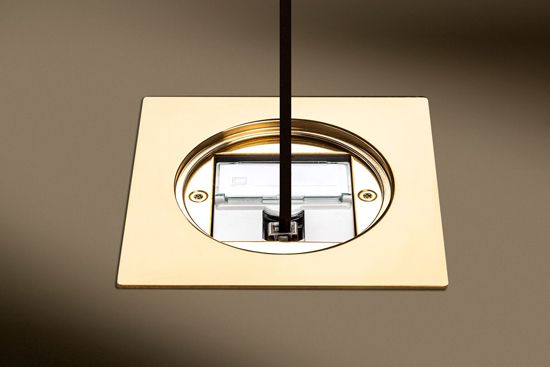 Lithoss Розетка ARPI IP66 Polished Brass, Цвет: Латунь