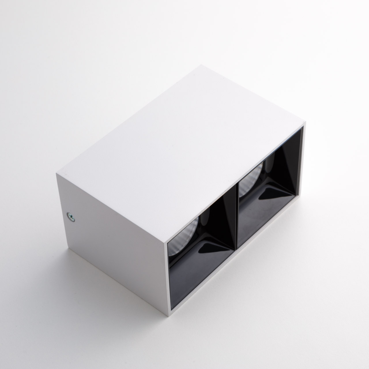 Yeelight YLP036-W Накладной светильник Yeelight Pro S21 мощность 16 Вт, угол рассеивания 30°, не поворотный, белый