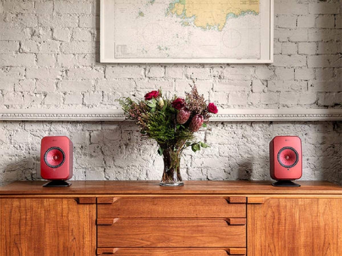 Kef 228311 Стойки KEF P1 DESK PAD BLACK (SP4013BA)