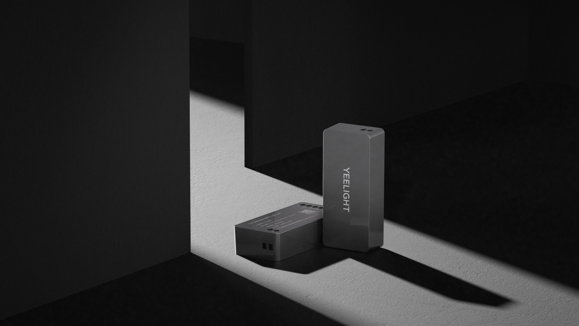 Yeelight YP-0638 Блок управления Yeelight smart RGBCW DC-DC lightstrip driver 288W (12V/24V)