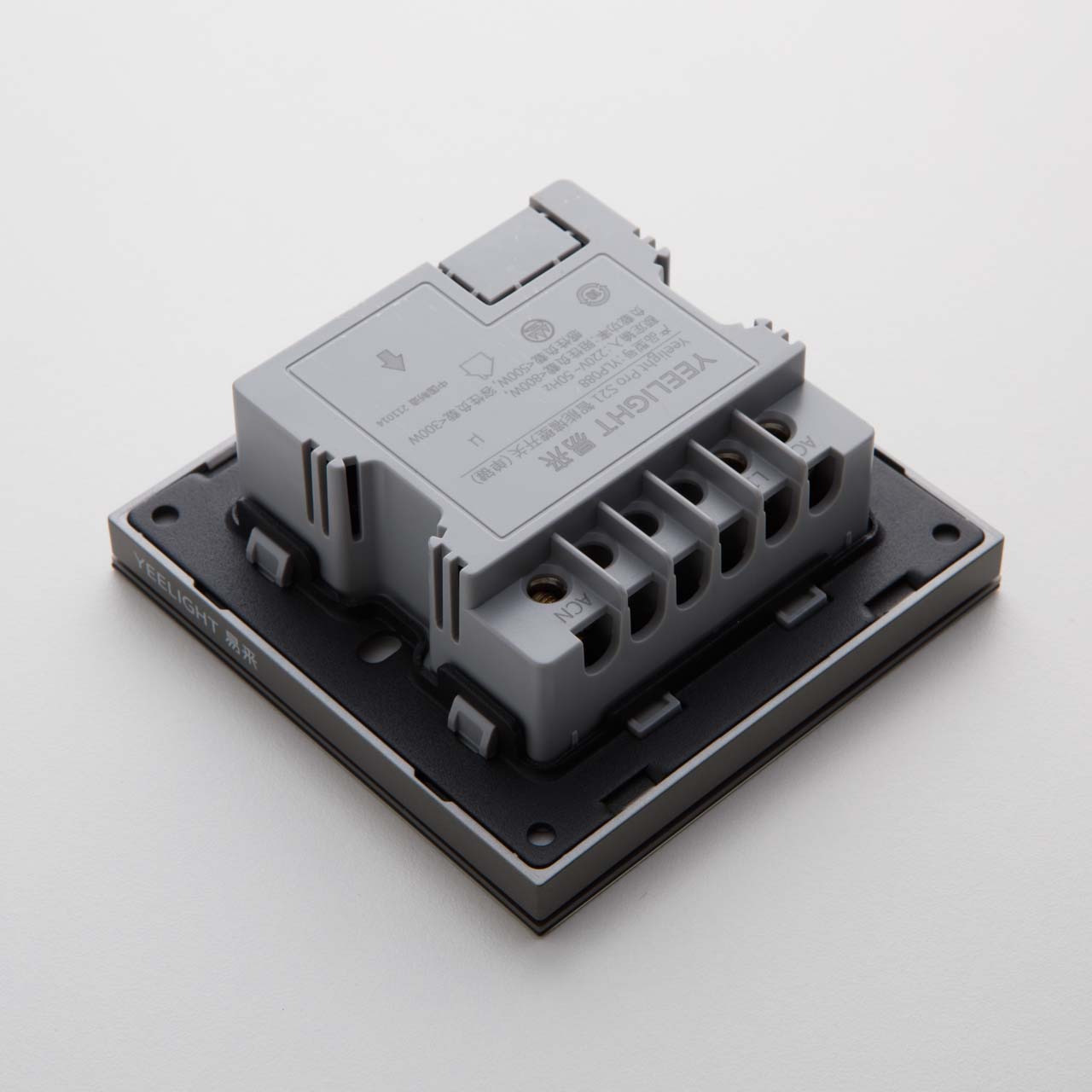 Yeelight YLP088 Выключатель Yeelight Pro, серия S21, проводной, 1 клавиша, серый (N L)