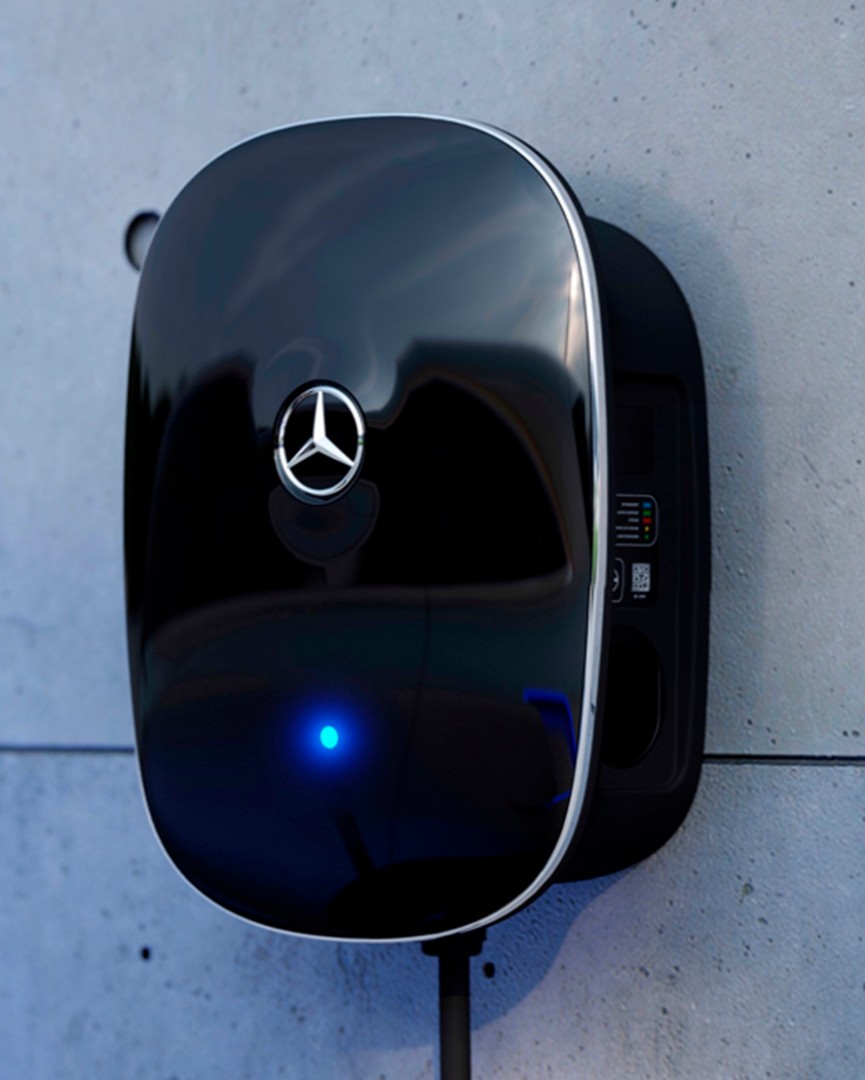 Mercedes 002-001-00001 Зарядная станция Mercedes-Benz Wallbox Home, цвет: Чёрный, оттенок: RAL 9011