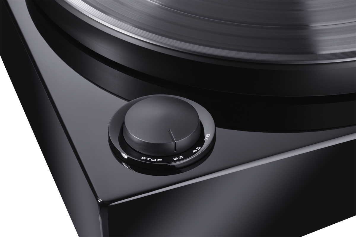 Magnat 219927 Проигрыватель винила Magnat MTT 990 (АТ95Е)