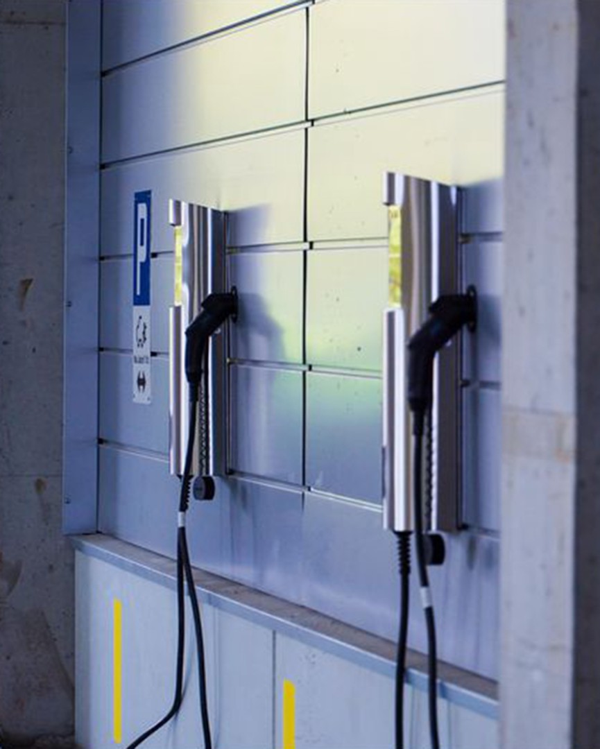 Juice Technology 005-001-00001 Зарядная станция JUICE CHARGER 2 (FIX) EL-JCF1, цвет: Нержавеющая сталь