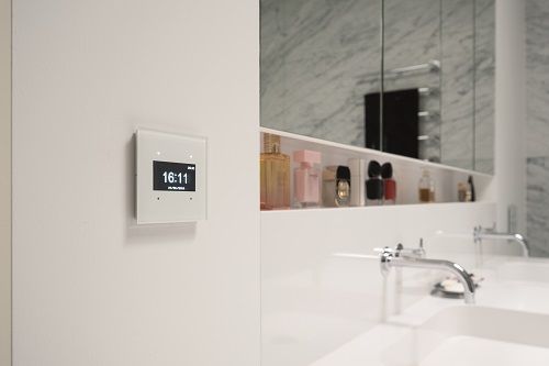 Tense KNX_INFGW4 Сенсорный выключатель KNX Infinity Glass White 4F, цвет: Белый