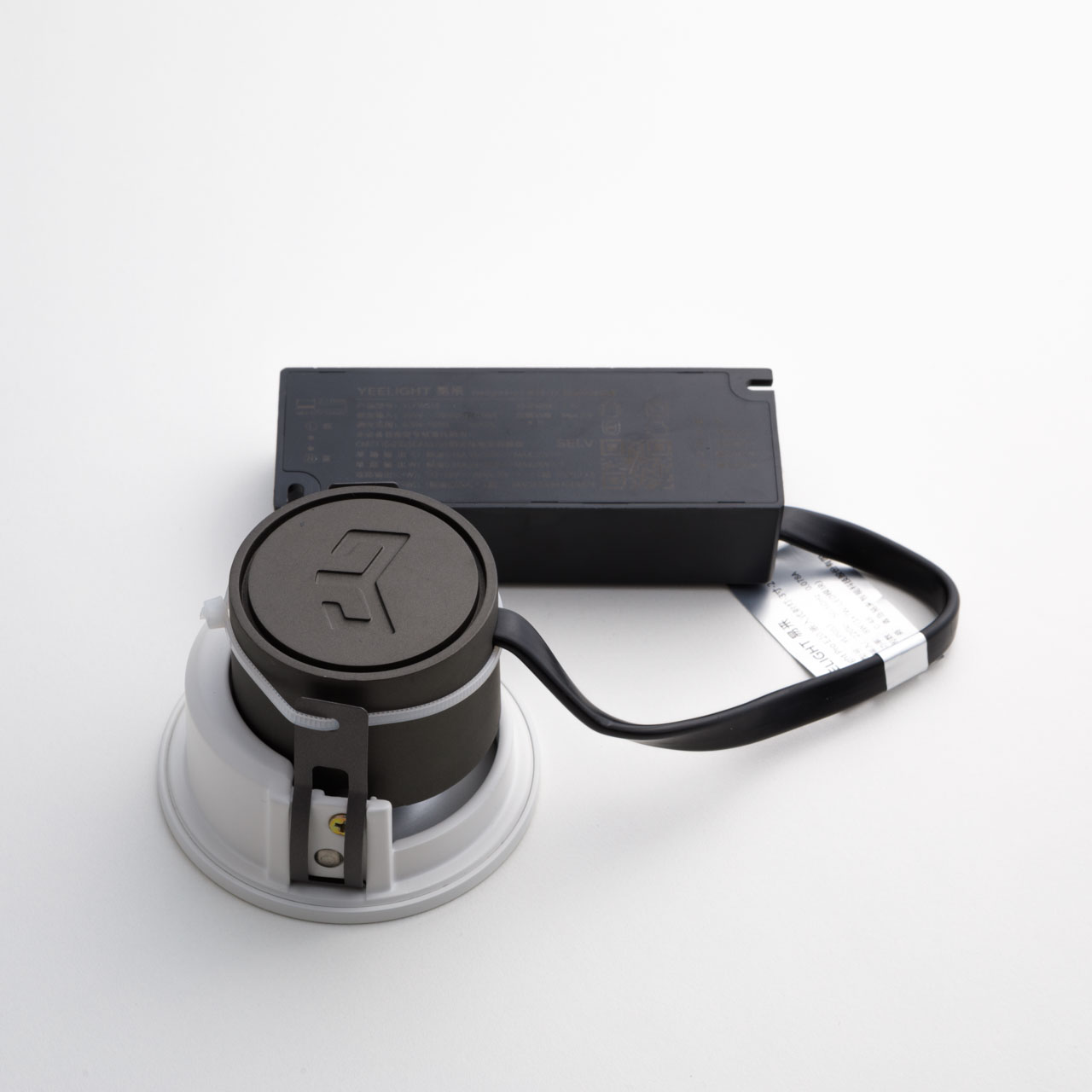 Yeelight YLP053-36 Встраиваемый светильник Yeelight Pro E20 Spotlight, мощность 8 Вт, угол рассеивания 36°