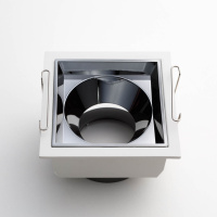 Yeelight YLP017 Рамка для встраиваемого светильника Yeelight Pro S21 (белая квадратная)