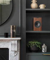 Kef 227477 Полочная акустика KEF Q150 walnut, цвет: Темно - коричневое дерево