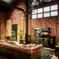Klipsch 192403 Акустика центрального канала Klipsch RP-504C walnut, цвет: Темно - коричневое дерево